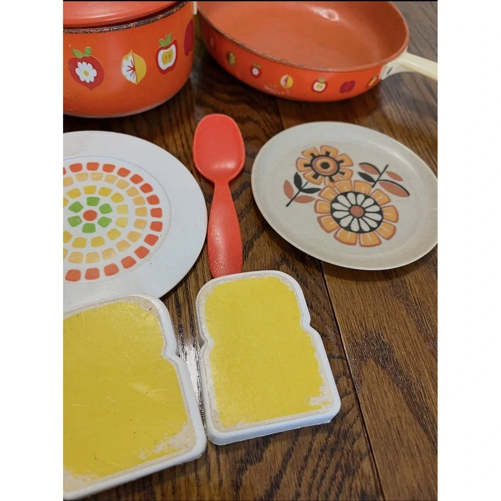 Enamel Tin Pots Pans Plates Pitcher Kitchen Pretend Play 1970s Vintage‎ Orange